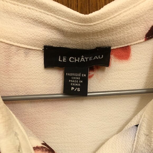 Le Chateau - white crepe blouse with floral pattern - Size Small - Picture 4 of 7
